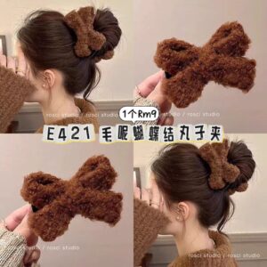 E421 毛呢蝴蝶结丸子夹（1个）
