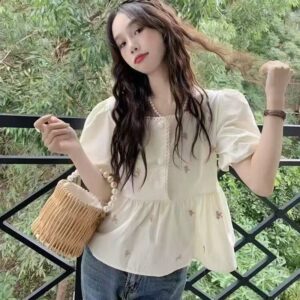 清秀花朵上衣（M码）